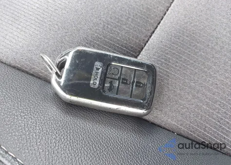 2019 Honda Accord Sport z USA, uszkodzony, nr VIN 1HGCV1F39KA136907